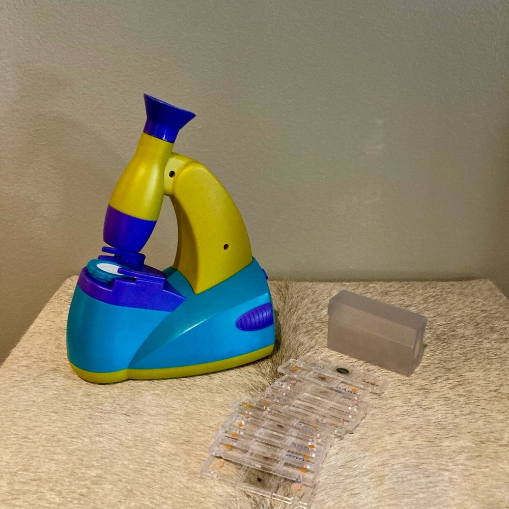 Educational Insights GeoSafari Jr. Talking Microscope